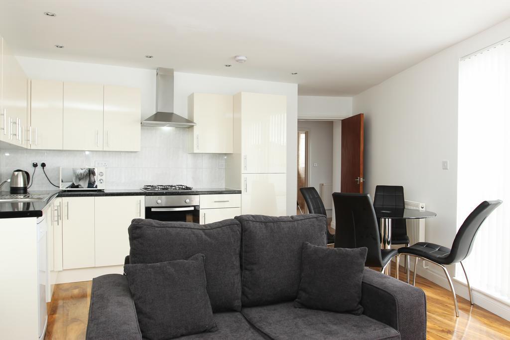 Radalco Apartments Hounslow Exterior foto